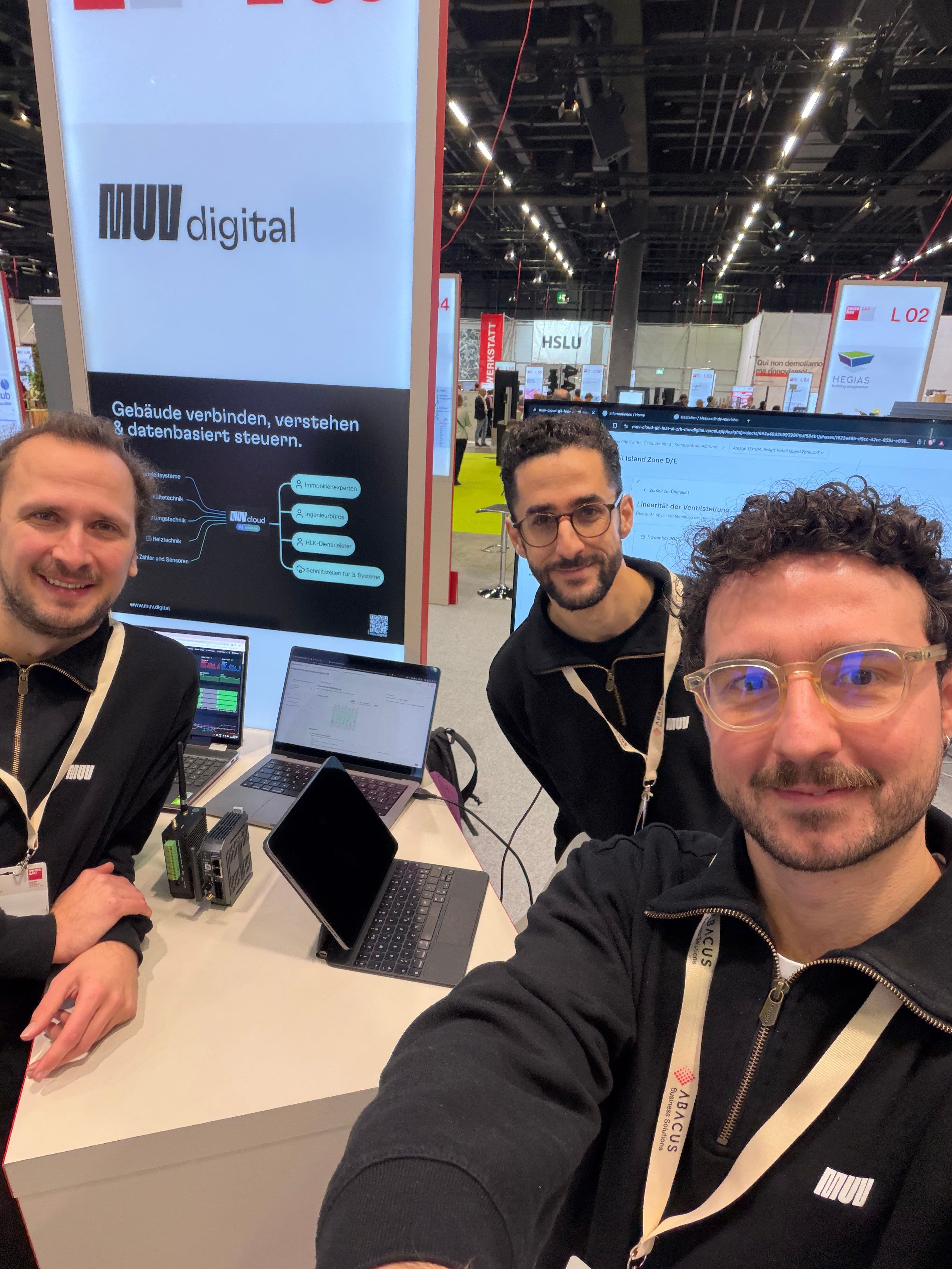 MUV Digital Gründer mit Stand an der Swissbau 2026